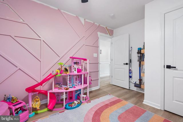 26 CHESTERFIELD RD, New Oxford, PA 17350