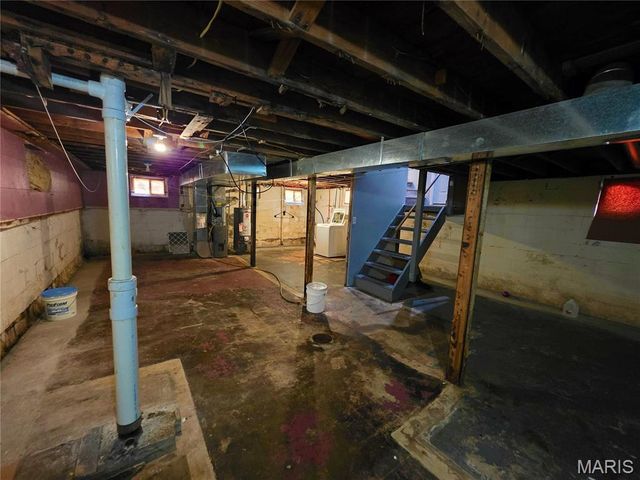 6343 Sherry Avenue, St Louis, MO 63136
