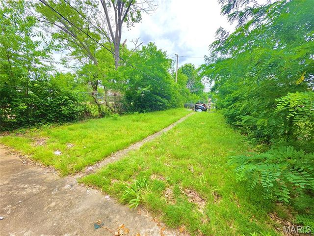 6343 Sherry Avenue, St Louis, MO 63136