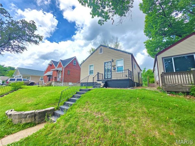 6343 Sherry Avenue, St Louis, MO 63136