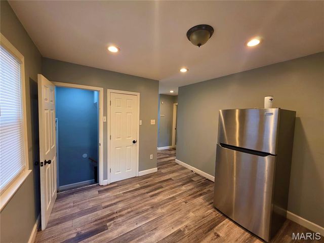 6343 Sherry Avenue, St Louis, MO 63136