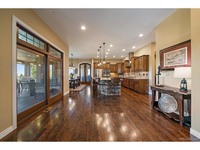 9261 Blue Spruce Ln, Niwot, CO 80503