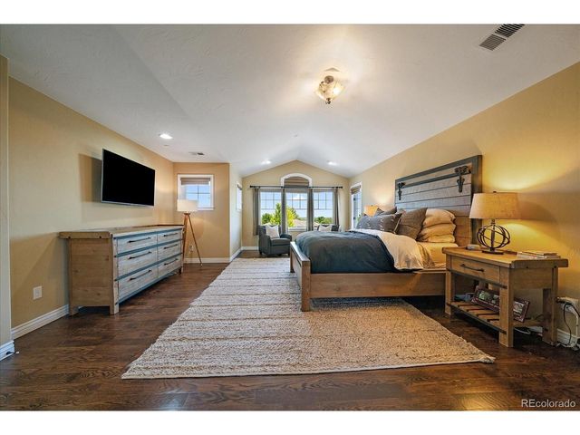 9261 Blue Spruce Ln, Niwot, CO 80503