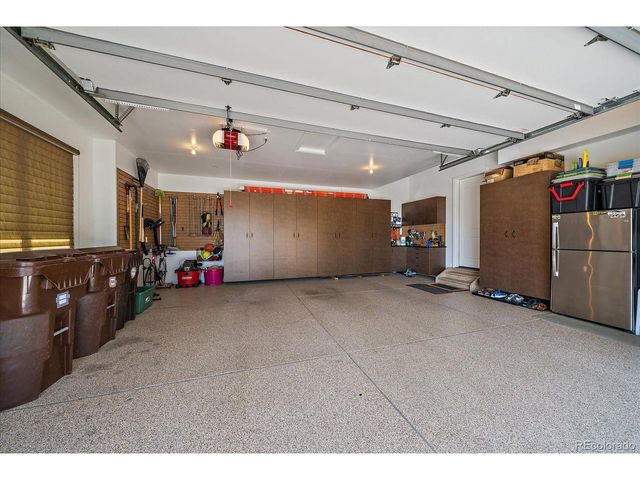 9261 Blue Spruce Ln, Niwot, CO 80503