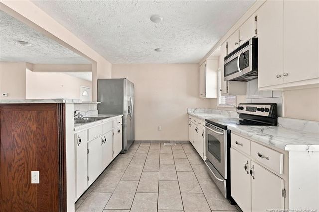 2072 Seneca Drive, Fayetteville, NC 28301