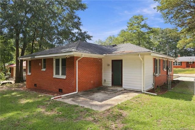 2072 Seneca Drive, Fayetteville, NC 28301