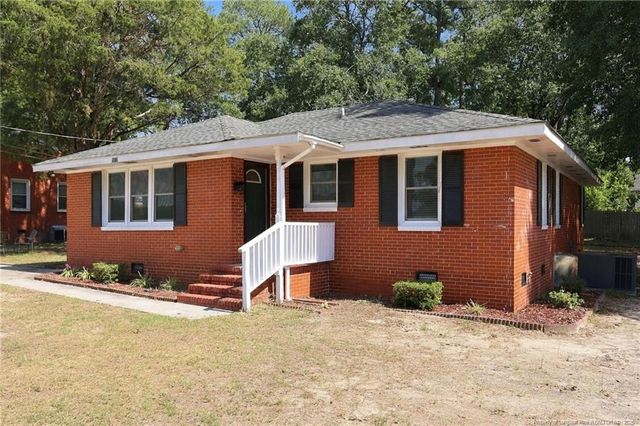 2072 Seneca Drive, Fayetteville, NC 28301
