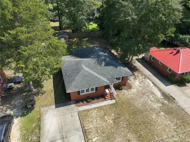 2072 Seneca Drive, Fayetteville, NC 28301