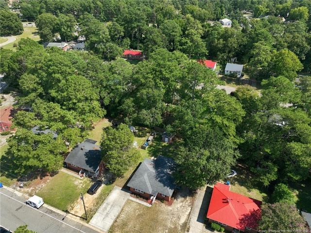 2072 Seneca Drive, Fayetteville, NC 28301