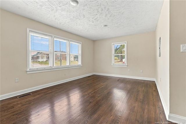 2072 Seneca Drive, Fayetteville, NC 28301