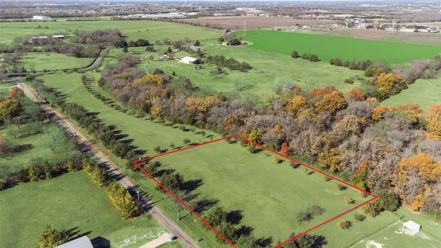 617 Cold Springs Road, Van Alstyne, TX 75495