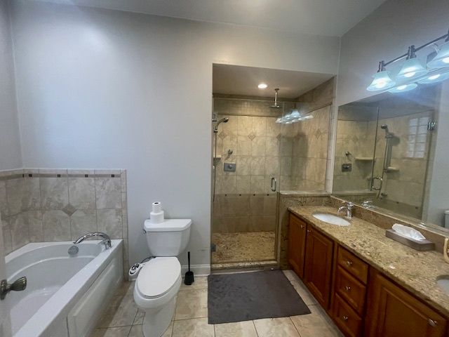 4417 S Calumet Avenue 2S, Chicago, IL 60653