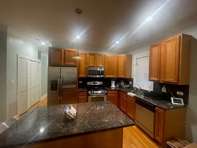 4417 S Calumet Avenue 2S, Chicago, IL 60653