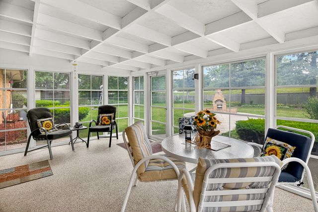 106 Superior Avenue, Machesney Park, IL 61115