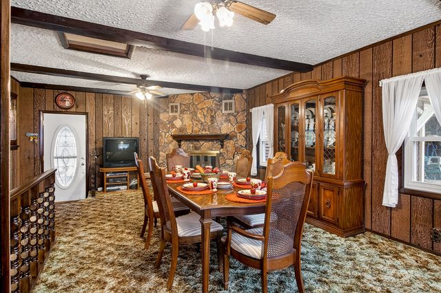 106 Superior Avenue, Machesney Park, IL 61115
