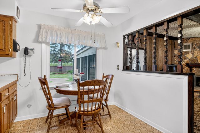 106 Superior Avenue, Machesney Park, IL 61115