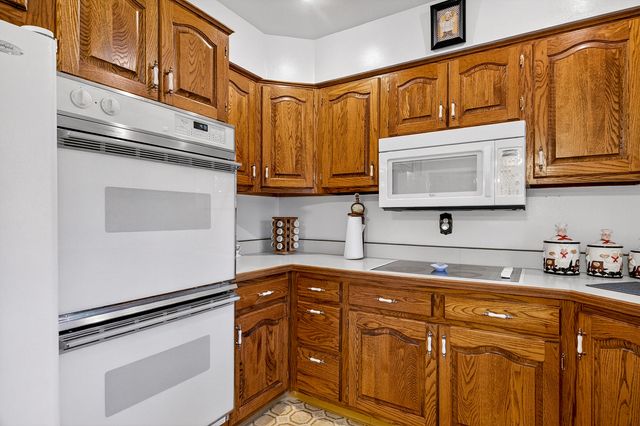 106 Superior Avenue, Machesney Park, IL 61115