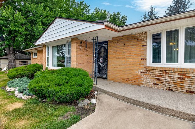 106 Superior Avenue, Machesney Park, IL 61115