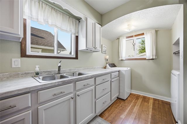 128 17th Street SW, Cedar Rapids, IA 52404