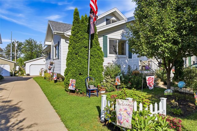 128 17th Street SW, Cedar Rapids, IA 52404
