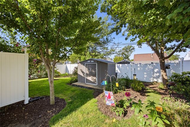 128 17th Street SW, Cedar Rapids, IA 52404