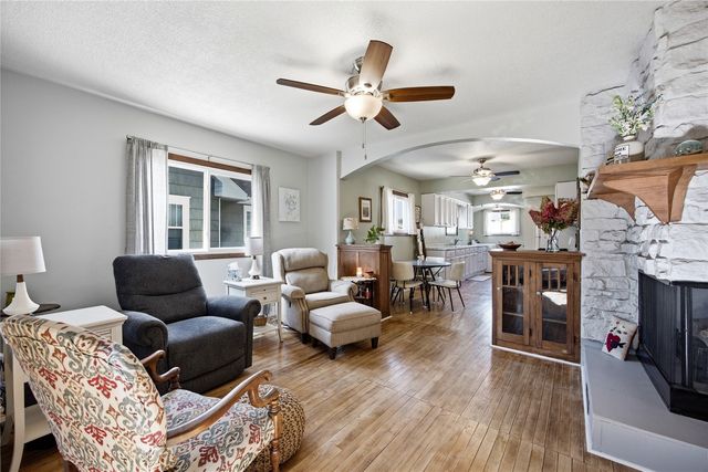 128 17th Street SW, Cedar Rapids, IA 52404