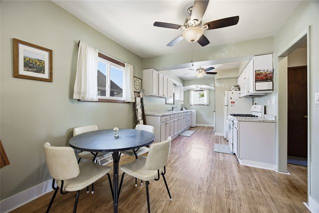 128 17th Street SW, Cedar Rapids, IA 52404