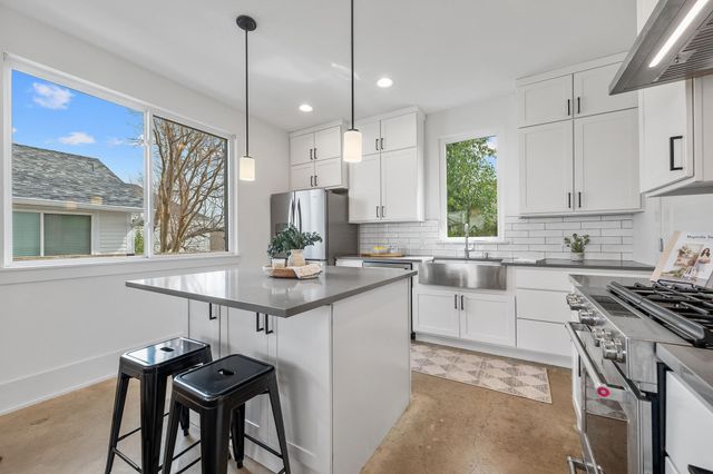 5000 Baker ST, Austin, TX 78721