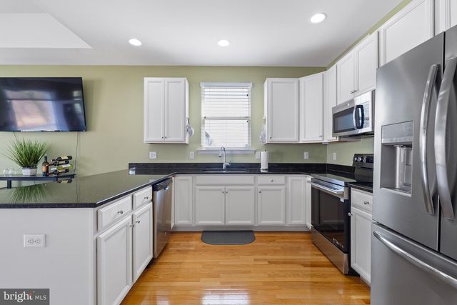 605 FRONT ST, Delaware City, DE 19706