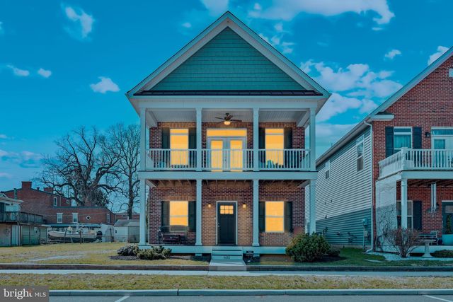 605 FRONT ST, Delaware City, DE 19706