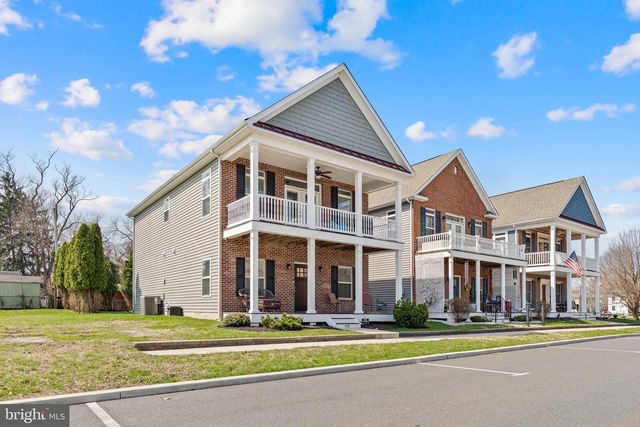 605 FRONT ST, Delaware City, DE 19706