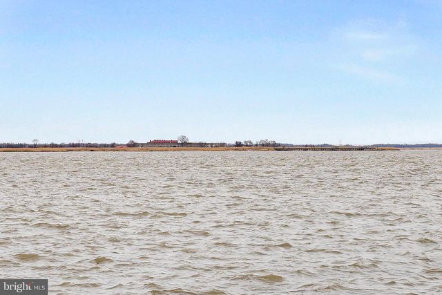 605 FRONT ST, Delaware City, DE 19706