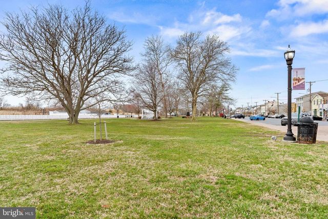 605 FRONT ST, Delaware City, DE 19706