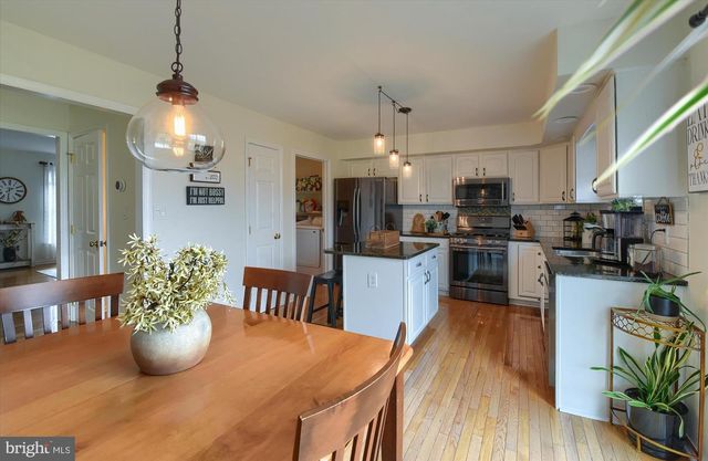 66 NOTTINGHAM DRIVE, Mechanicsburg, PA 17050
