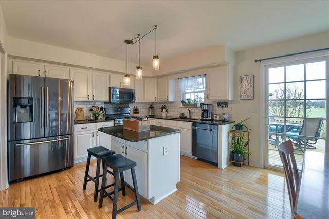 66 NOTTINGHAM DRIVE, Mechanicsburg, PA 17050