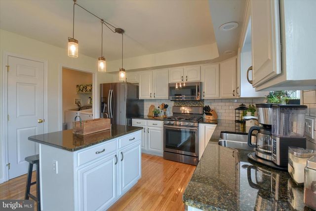 66 NOTTINGHAM DRIVE, Mechanicsburg, PA 17050