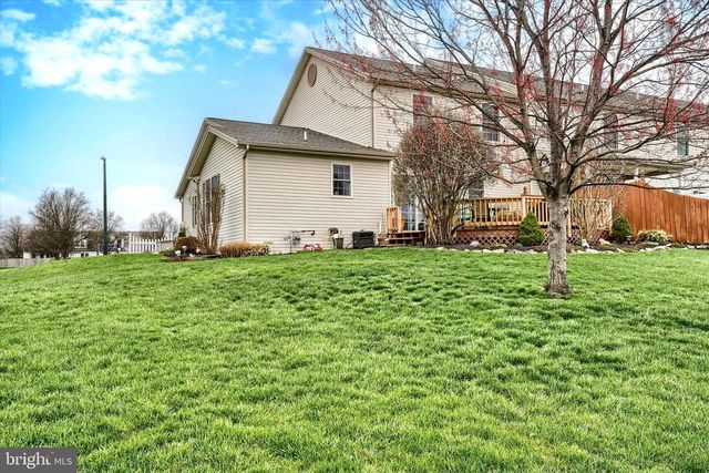 66 NOTTINGHAM DRIVE, Mechanicsburg, PA 17050