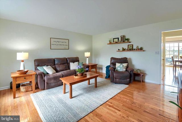 66 NOTTINGHAM DRIVE, Mechanicsburg, PA 17050