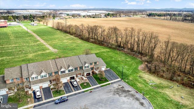 66 NOTTINGHAM DRIVE, Mechanicsburg, PA 17050
