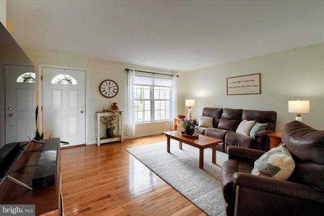 66 NOTTINGHAM DRIVE, Mechanicsburg, PA 17050