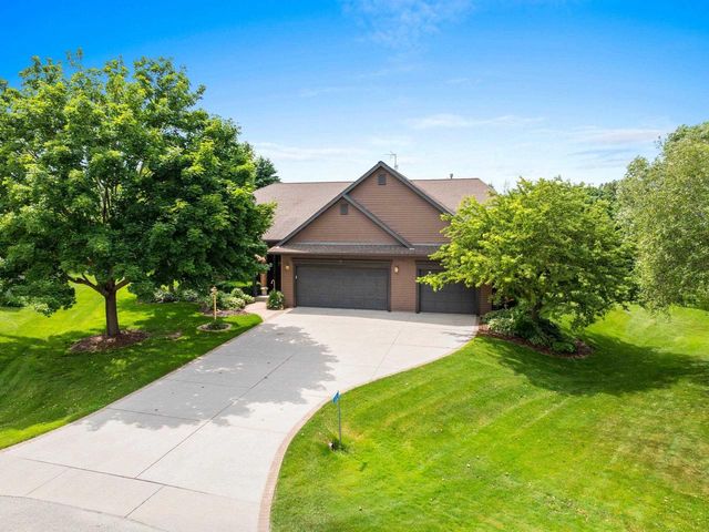 5330 DEER TRAIL LANE, Sheboygan, WI 53083
