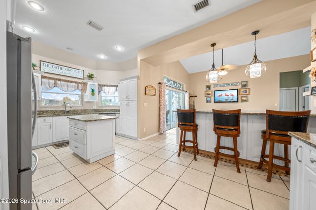 950 Somerset Lane, Melbourne, FL 32940