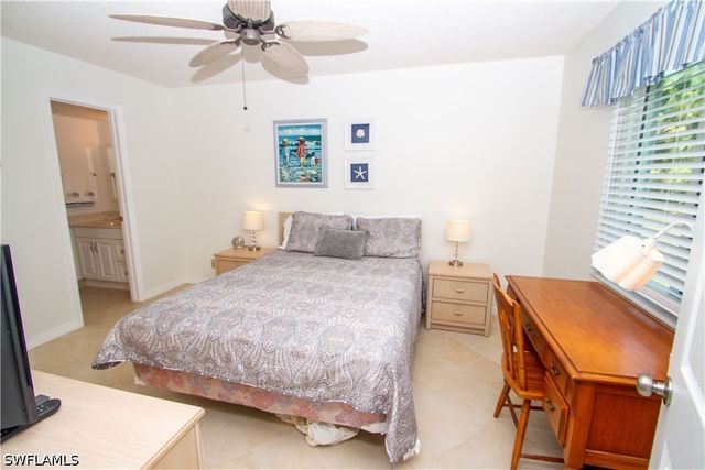 4326 27th CT SW 103, Naples, FL 34116