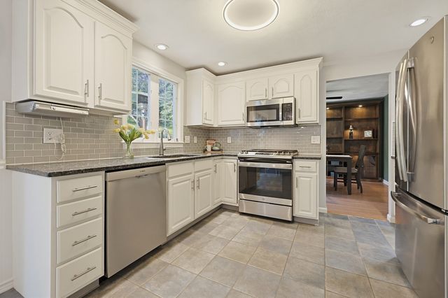 51 Edmund H Nichols Rd, North Attleboro, MA 02760