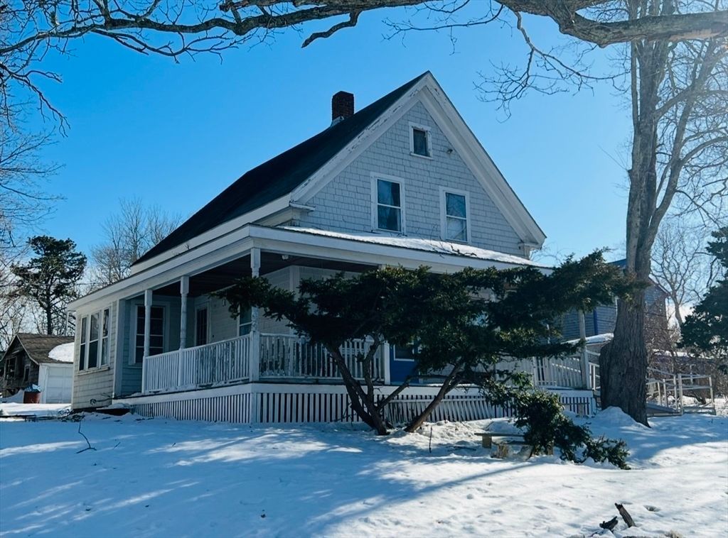 64 Hunters Brook Rd, Bourne, MA 02562