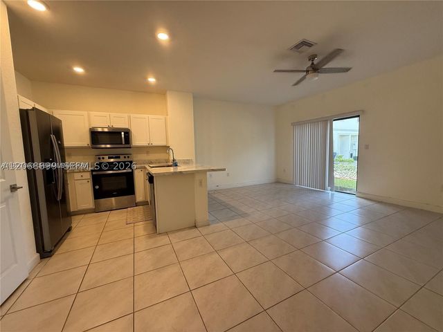 1100 SW 6th Ct 1100, Florida City, FL 33034