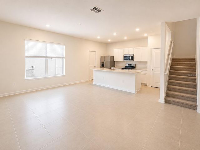 2168 RIDER RAIN LN, Apopka, FL 32703
