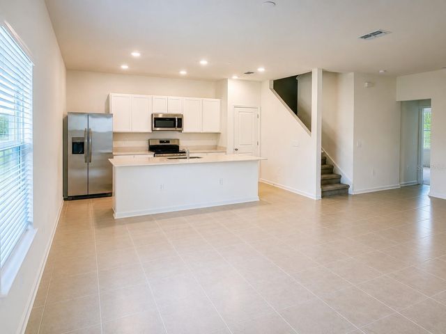 2168 RIDER RAIN LN, Apopka, FL 32703