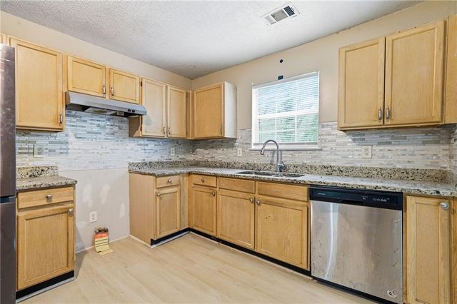 2125 Shoals Way, Decatur, GA 30034