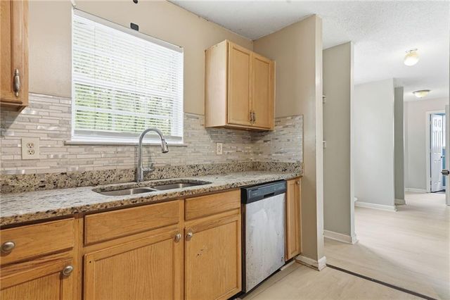 2125 Shoals Way, Decatur, GA 30034